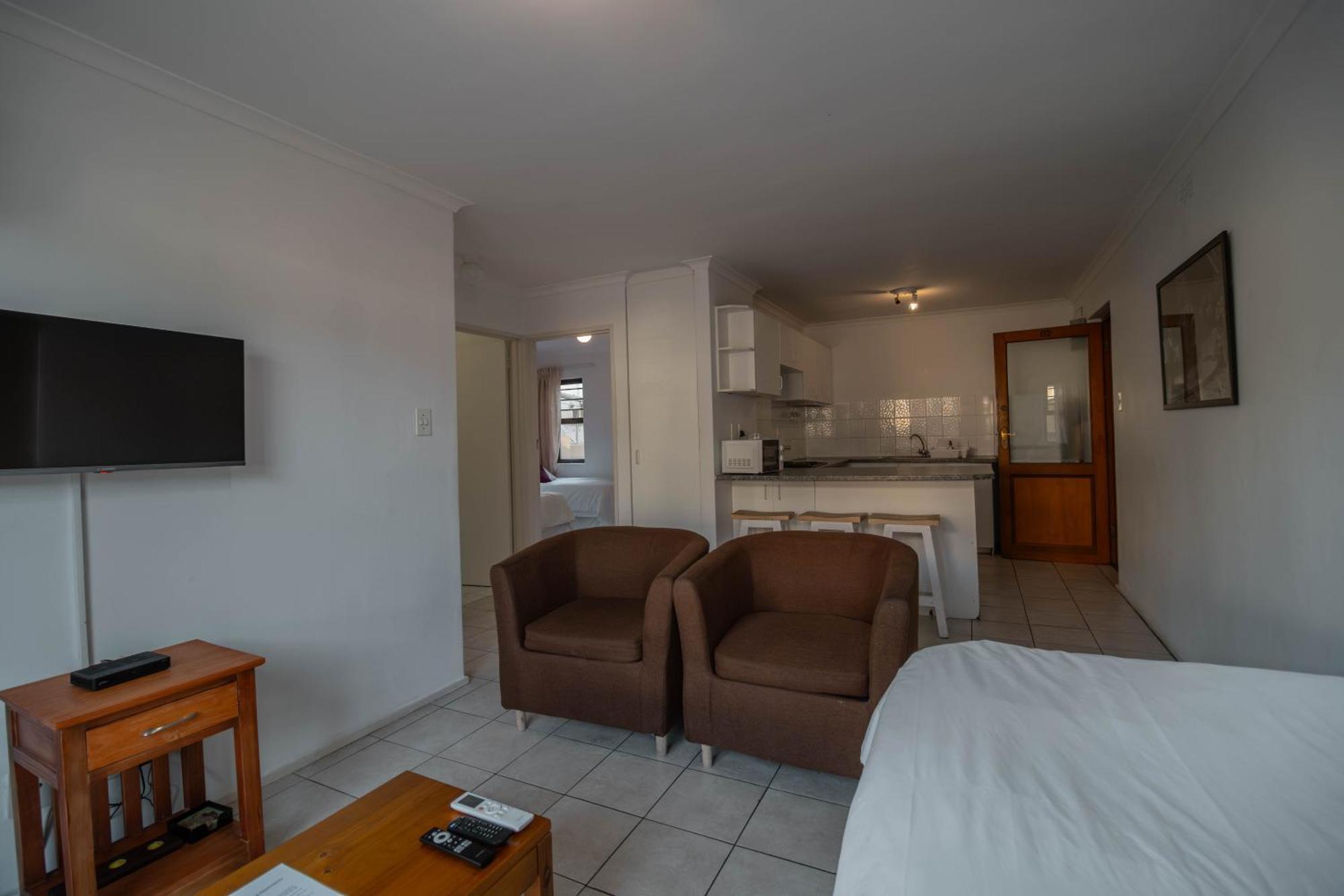 Broadway Self Catering Apartments Durbanville Buitenkant foto